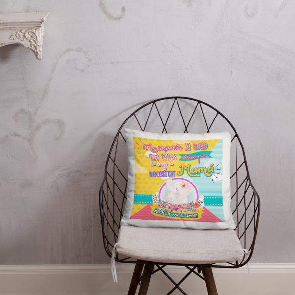 Cojin_Mam_Necesitar_Siempre-min_mockup_Front-Lifestyle-1_Lifestyle_18x18
