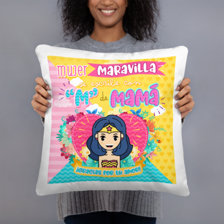 cojin-kembilove-mujer-maravilla-se-escribe-con-m-de-mamá