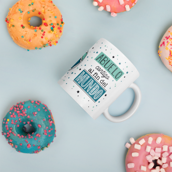 contigo-al-fin-del-mundo-abuelo_mockup_Donuts_Environment_11oz