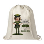 mochila-personalizada-guardia-civil-mujer-con-caricatura-y-nombre-Kembilove