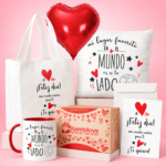 Regalo para pareja con cojín, taza, bolsa y globo corazón Kembilove