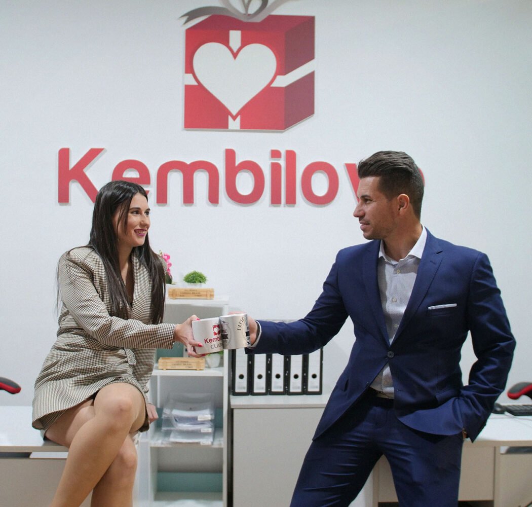 nuestra-historia-quienes-somos-kembilove-regalos-con-amor